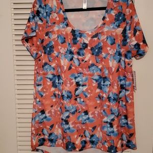 NWT size XL Lularoe Classic T